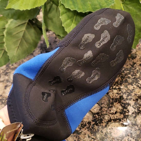 Nufoot Slip Resistant Indoor Slippers Large - Picture 4 of 4